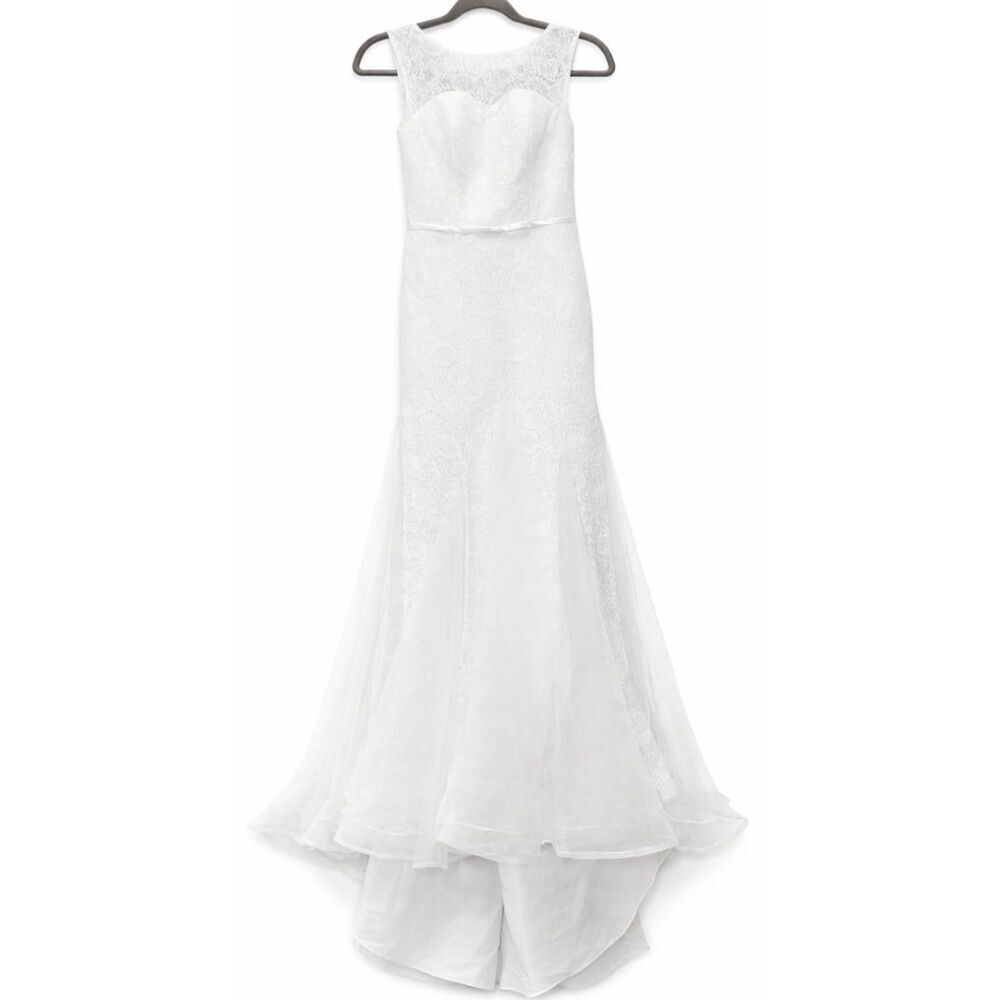 Womens size 4 pure white long wedding dress lace